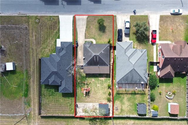 102 W 10th Street, Los Fresnos, TX 78566