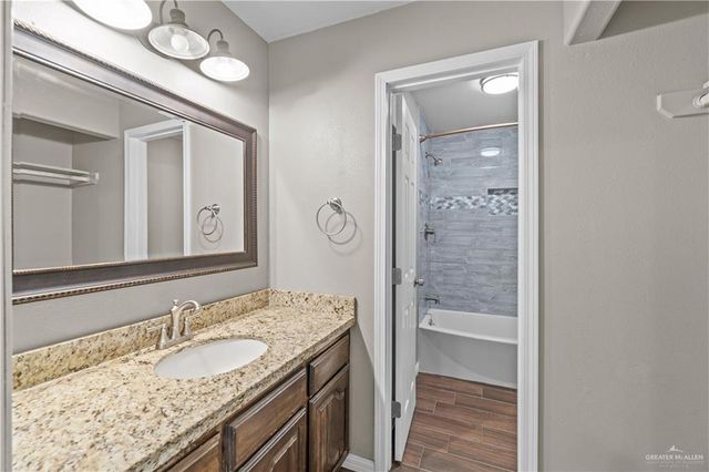 102 W 10th Street, Los Fresnos, TX 78566