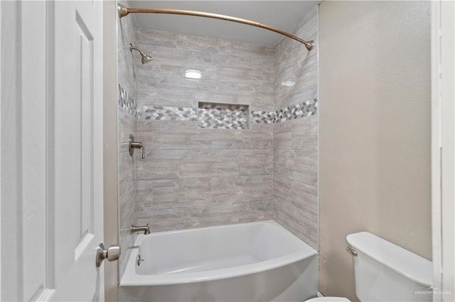 102 W 10th Street, Los Fresnos, TX 78566