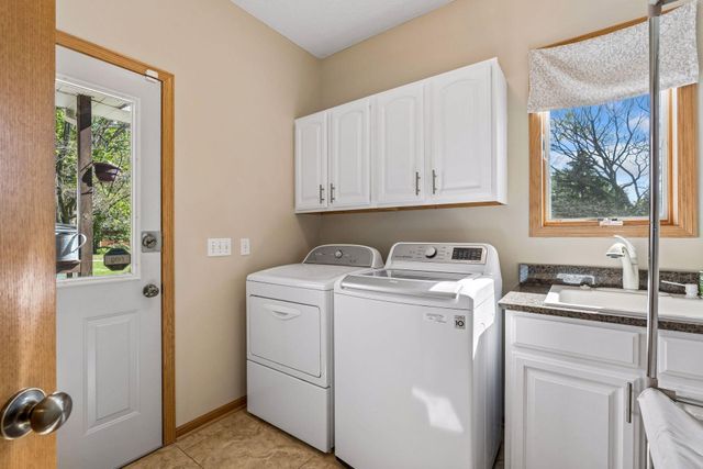12145 Illies Avenue N, Hugo, MN 55038