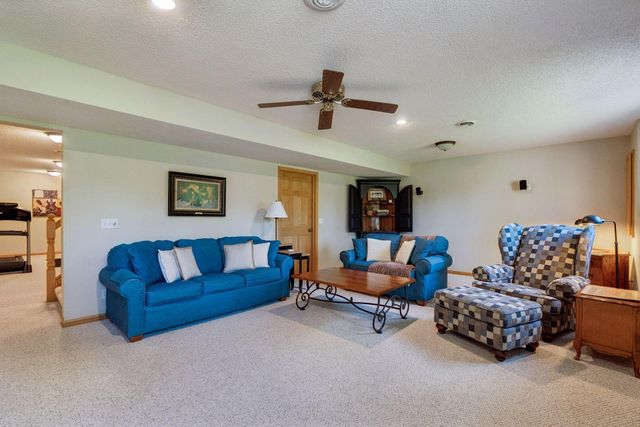 12145 Illies Avenue N, Hugo, MN 55038