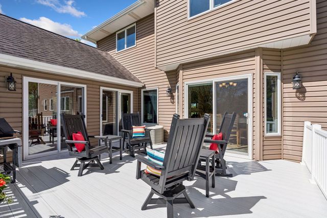 12145 Illies Avenue N, Hugo, MN 55038