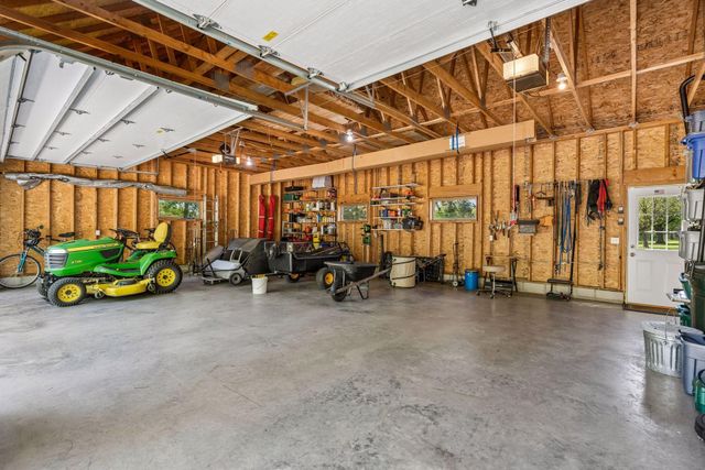 12145 Illies Avenue N, Hugo, MN 55038