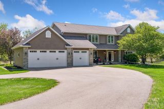 12145 Illies Avenue N, Hugo, MN 55038