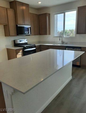 9210 West Oquendo Road, Las Vegas, NV 89148