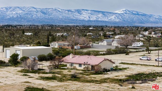 13377 Paramount Road, Phelan, CA 92371