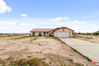 13377 Paramount Road, Phelan, CA 92371