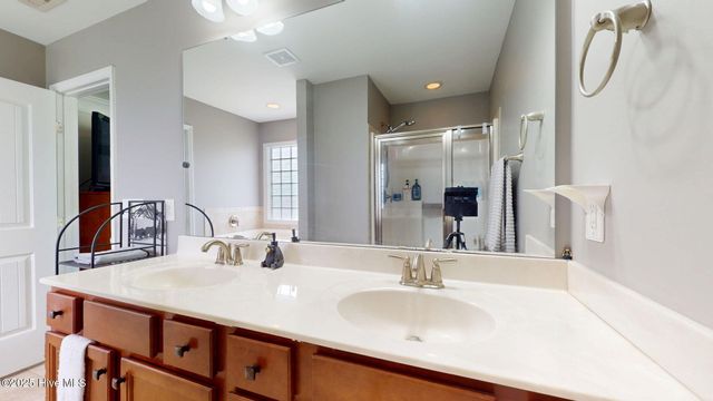 4146 Cinnamon Run, New Bern, NC 28562