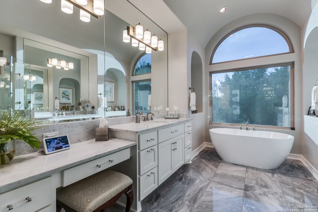 21335 Rembrandt, San Antonio, TX 78256