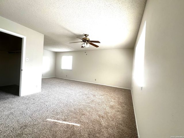8818 RIDGE GATE ST, San Antonio, TX 78250