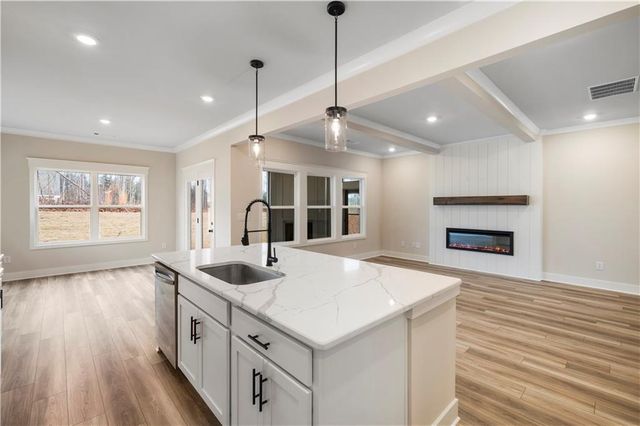 208 Cantrell View Court, Cartersville, GA 30120