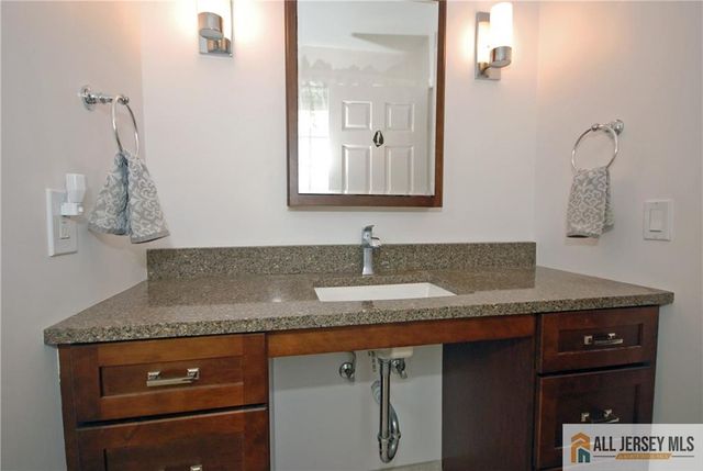 12 Dorchester Drive, Monroe, NJ 08831