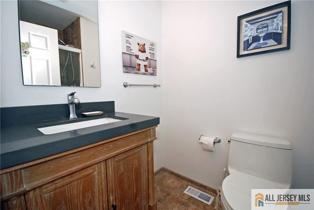 12 Dorchester Drive, Monroe, NJ 08831