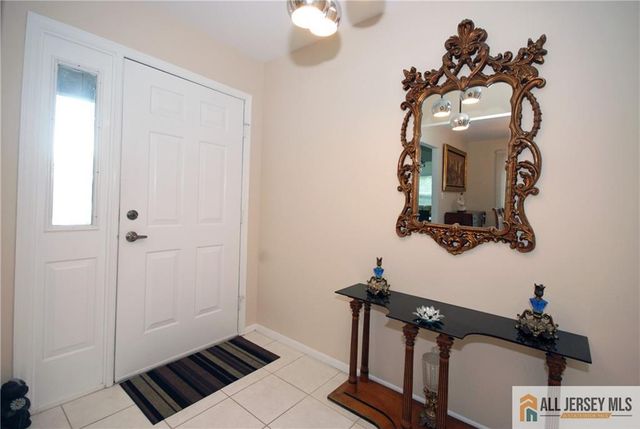 12 Dorchester Drive, Monroe, NJ 08831