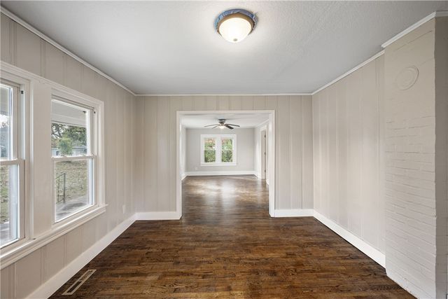 610 Delaware, Neosho, MO 64850