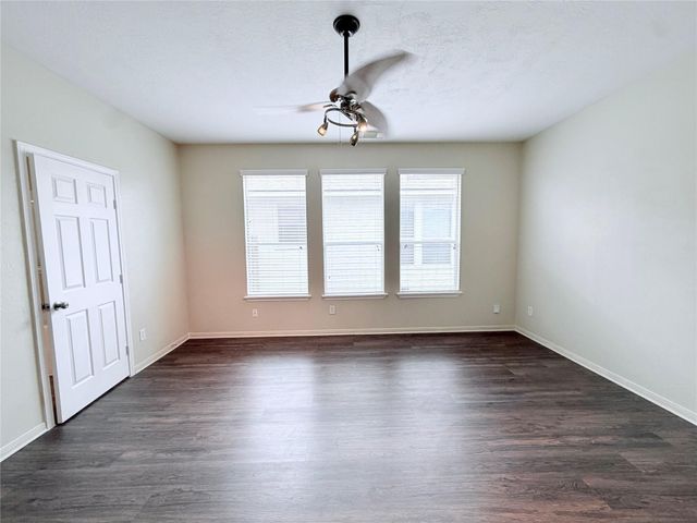7403 Bering Landing Drive, Cypress, TX 77433