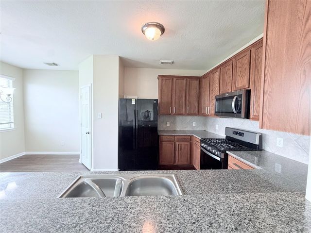 7403 Bering Landing Drive, Cypress, TX 77433