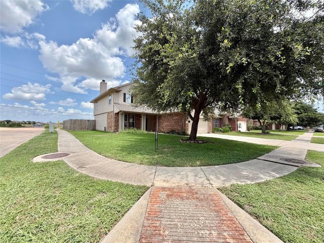 7403 Bering Landing Drive, Cypress, TX 77433