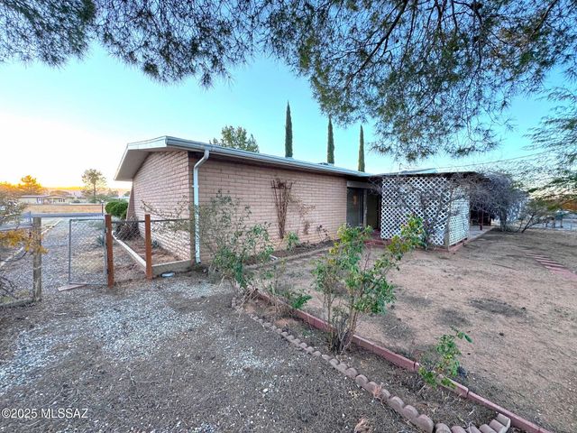 322 N Sage Street, Sunsites, AZ 85625