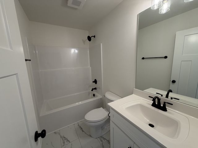 406 Church St, Portland, TN 37148