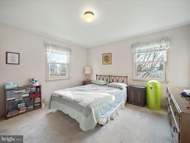 1 PRINCETON PL, Hagerstown, MD 21742