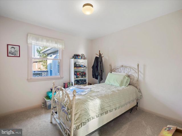 1 PRINCETON PL, Hagerstown, MD 21742