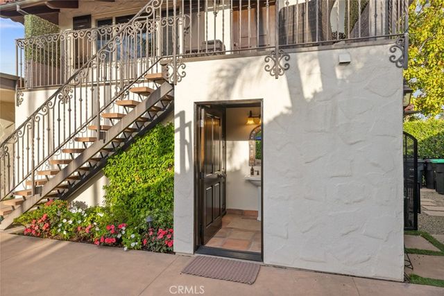 1511 Santiago Drive, Newport Beach, CA 92660