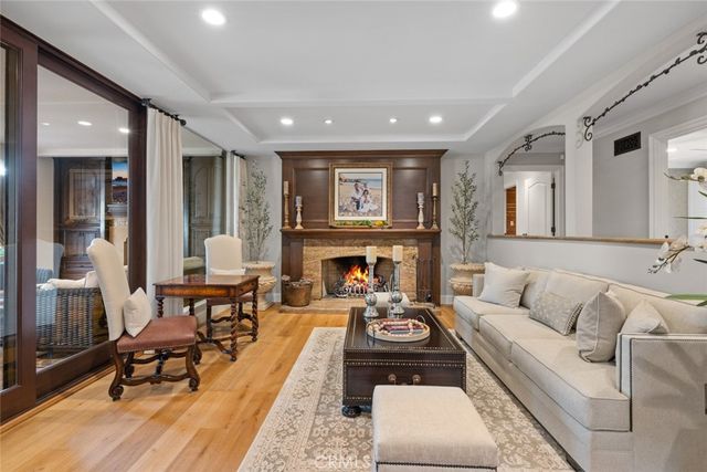 1511 Santiago Drive, Newport Beach, CA 92660