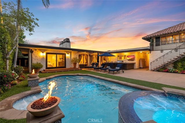 1511 Santiago Drive, Newport Beach, CA 92660