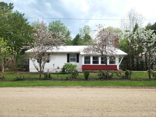 41 Linden Road, Conway, NH 03860