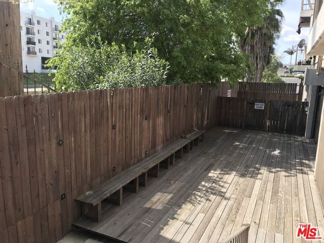 4189 Vineland Avenue 109, Studio City, CA 91602