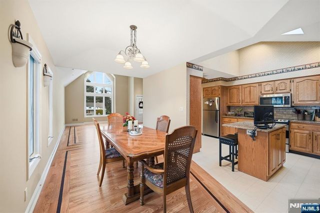 164 Leach Avenue, Park Ridge, NJ 07656