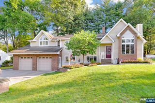 164 Leach Avenue, Park Ridge, NJ 07656