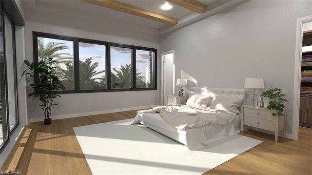 10337 Vanderbilt DR, Naples, FL 34108