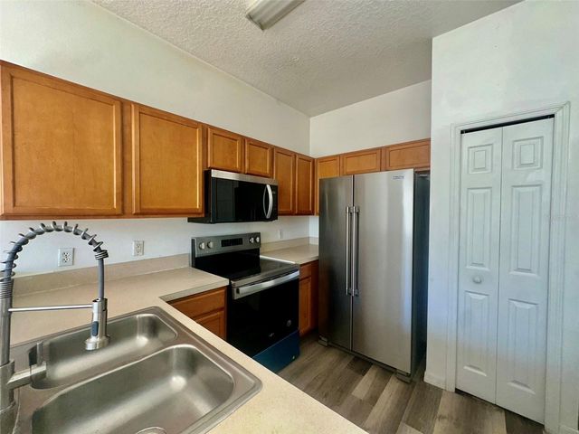 4304 PARADISE COVE COURT, Kissimmee, FL 34746