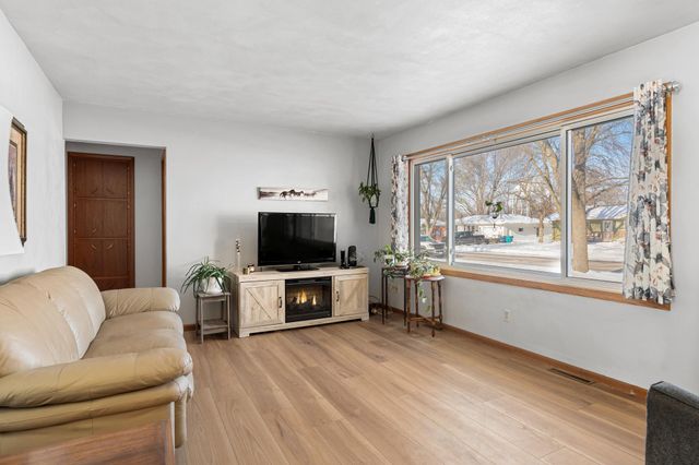 361 13th Street NE, Owatonna, MN 55060