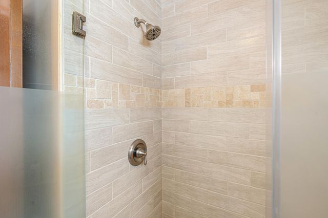 361 13th Street NE, Owatonna, MN 55060