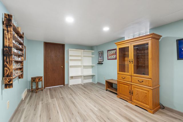 361 13th Street NE, Owatonna, MN 55060