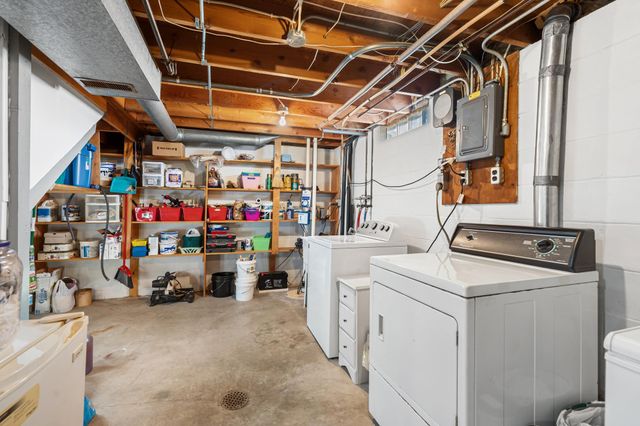 361 13th Street NE, Owatonna, MN 55060