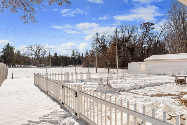 361 13th Street NE, Owatonna, MN 55060