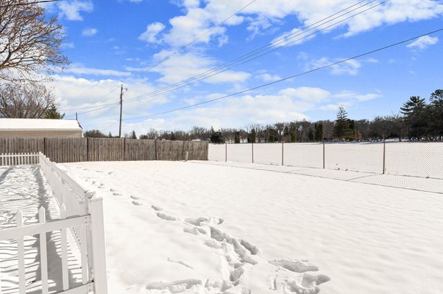 361 13th Street NE, Owatonna, MN 55060