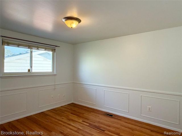 8912 Ardel Drive, Sterling Heights, MI 48314