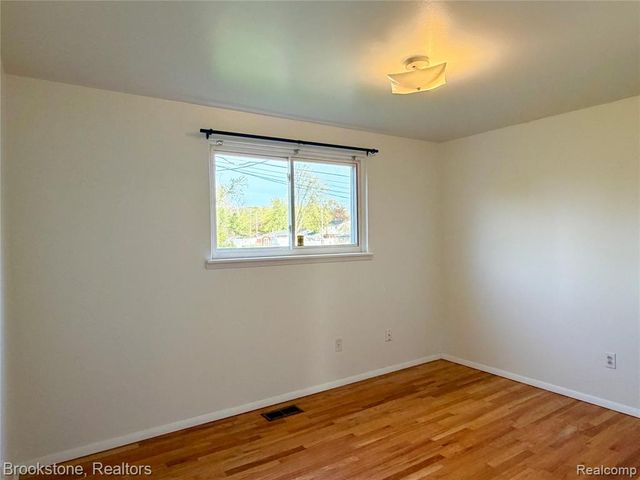 8912 Ardel Drive, Sterling Heights, MI 48314