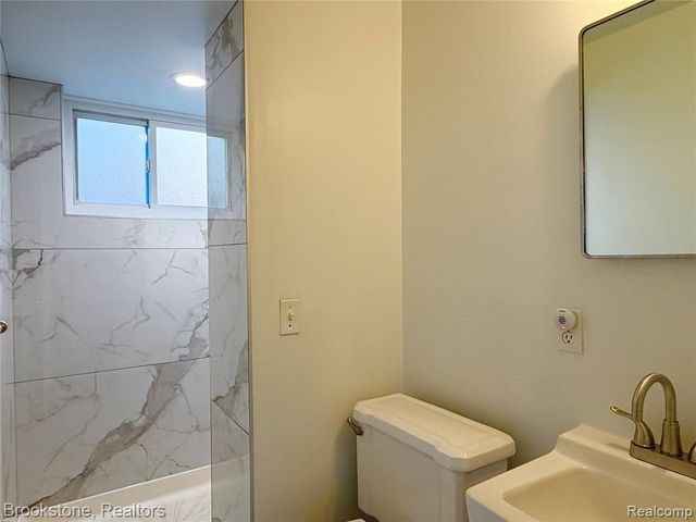 8912 Ardel Drive, Sterling Heights, MI 48314