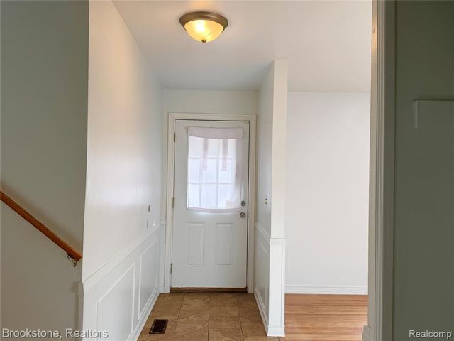 8912 Ardel Drive, Sterling Heights, MI 48314