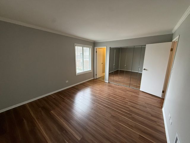 420 74th Street 204, Downers Grove, IL 60516