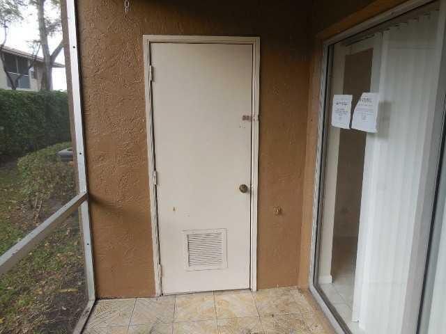 8393 Royal Palm Bl 102, Coral Springs, FL 33065
