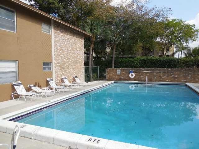 8393 Royal Palm Bl 102, Coral Springs, FL 33065