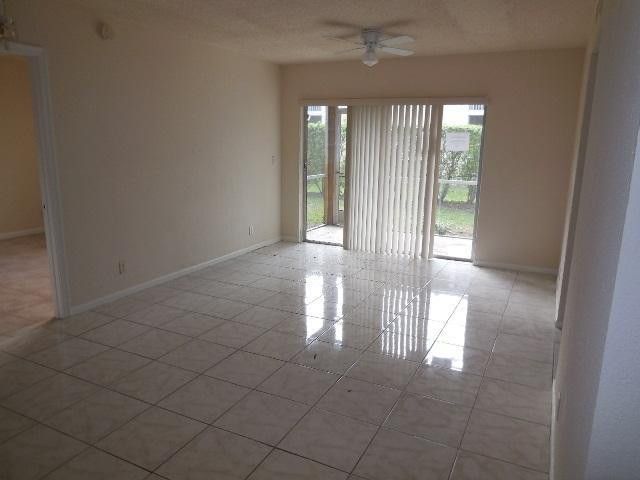 8393 Royal Palm Bl 102, Coral Springs, FL 33065
