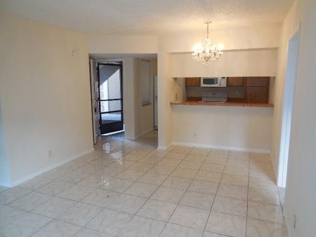 8393 Royal Palm Bl 102, Coral Springs, FL 33065